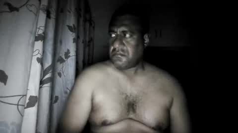 IslandBoy online show from November 25, 2025, 2:06 pm