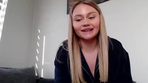 Melania online show from March 7, 2025, 12:23 pm