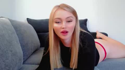 Melania online show from October 11, 2025, 1:42 pm