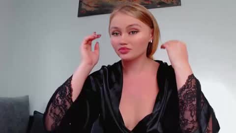 Melania online show from October 20, 2025, 11:21 am