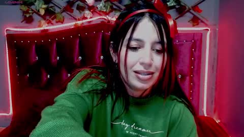 Snapshot of melani_cute01 chatting on December 23, 2024, 10:44 pm melani_cute01 online show from December 23, 2024, 10:44 pm