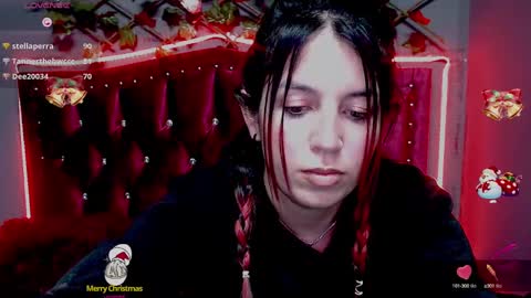 Snapshot of melani_cute01 chatting on December 27, 2024, 4:15 am melani_cute01 online show from December 27, 2024, 4:15 am