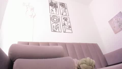 melani greyy online show from February 10, 2026, 9:30 pm