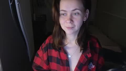 Mila online show from November 24, 2025, 5:45 pm