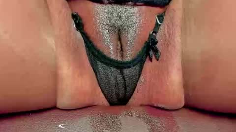 Melania online show from November 18, 2025, 11:25 am