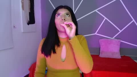 Snapshot of melanie_18_ chatting on May 22, 2026, 11:32 pm melanie online show from May 22, 2026, 11:32 pm