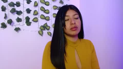 Snapshot of melanie_18_ chatting on June 11, 2026, 11:03 pm melanie online show from June 11, 2026, 11:03 pm