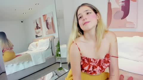 Melanie Baez online show from February 3, 2025, 5:18 am