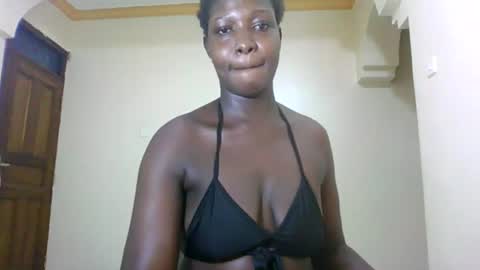 melanie_bae1 online show from July 18, 2026, 1:48 pm