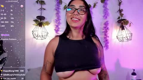 Snapshot of melanieecox chatting on April 21, 2026, 2:51 am Melanie online show from April 21, 2026, 2:51 am