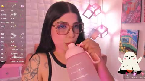 melaniegrayx online show from October 24, 2025, 2:46 pm