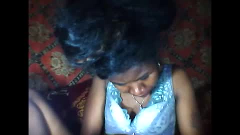 Snapshot of melanih chatting on January 6, 2026, 5:33 am melanih online show from January 6, 2026, 5:33 am