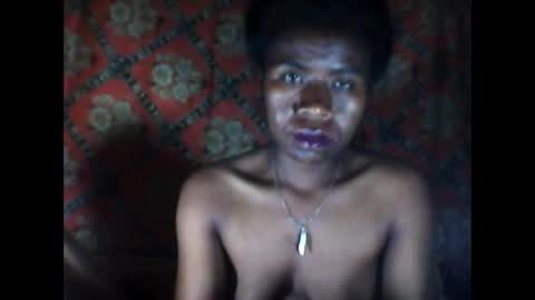 Snapshot of melanih chatting on February 15, 2026, 4:53 am melanih online show from February 15, 2026, 4:53 am