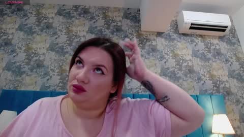 melanniebrown online show from December 15, 2024, 4:37 pm