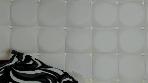 melanniebrown online show from February 8, 2025, 10:07 am