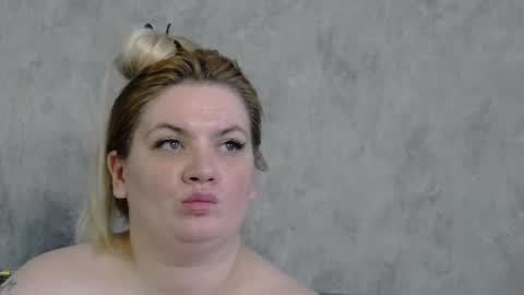 Snapshot of melanniebrown chatting on May 9, 2026, 5:12 am melanniebrown online show from May 9, 2026, 5:12 am