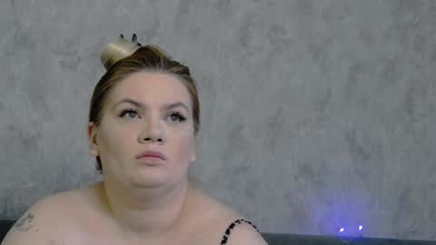Snapshot of melanniebrown chatting on May 10, 2026, 5:12 am melanniebrown online show from May 10, 2026, 5:12 am