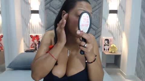 Snapshot of melany_contrera777 chatting on May 10, 2026, 4:17 am melany_contrera777 online show from May 10, 2026, 4:17 am