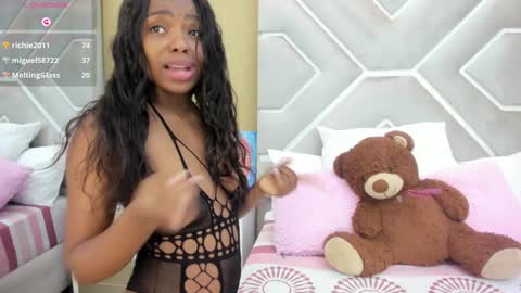 Snapshot of melany_ebonyy chatting on February 7, 2025, 2:37 pm Melanie online show from February 7, 2025, 2:37 pm