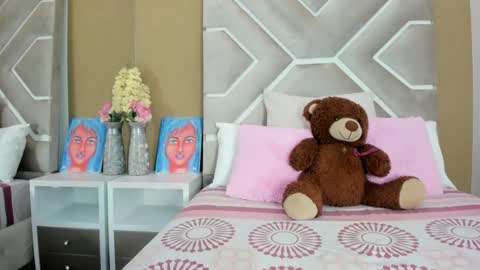 Snapshot of melany_ebonyy chatting on February 10, 2025, 11:25 am Melanie online show from February 10, 2025, 11:25 am