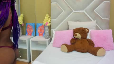 Snapshot of melany_ebonyy chatting on March 4, 2025, 11:29 am Melanie online show from March 4, 2025, 11:29 am