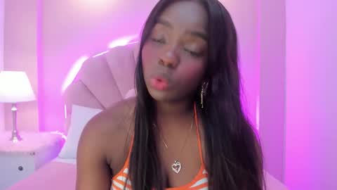 Snapshot of melany_ebonyy chatting on September 30, 2025, 4:06 am Melanie online show from September 30, 2025, 4:06 am