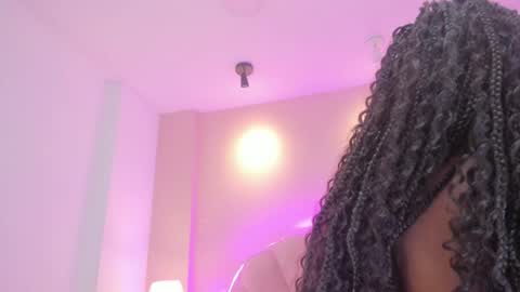 Snapshot of melany_ebonyy chatting on October 12, 2025, 3:38 am Melanie online show from October 12, 2025, 3:38 am