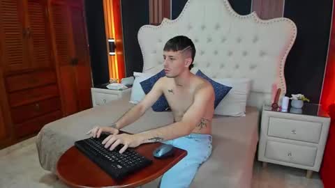 MelanyANDjacob online show from February 25, 2026, 6:50 pm