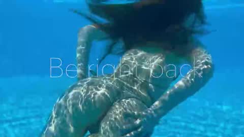 Snapshot of melanybunny chatting on November 2, 2025, 3:14 pm Adel online show from November 2, 2025, 3:14 pm