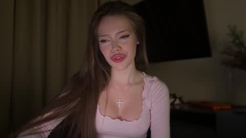 Snapshot of melanybunny chatting on December 14, 2025, 4:12 pm Adel online show from December 14, 2025, 4:12 pm