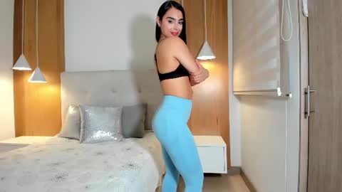 Snapshot of melanyrosse chatting on June 20, 2026, 1:41 am Melany online show from June 20, 2026, 1:41 am