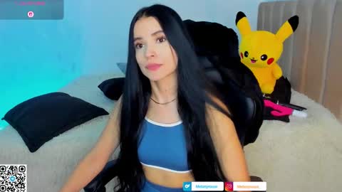 melanyrouse1 online show from November 28, 2025, 11:29 pm