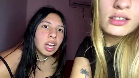 Snapshot of melatina chatting on May 28, 2026, 2:42 am Valentina y Melissa online show from May 28, 2026, 2:42 am