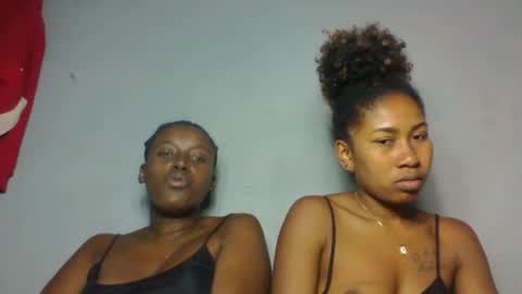 Snapshot of meliana98 chatting on November 10, 2025, 6:51 pm meliana98 online show from November 10, 2025, 6:51 pm