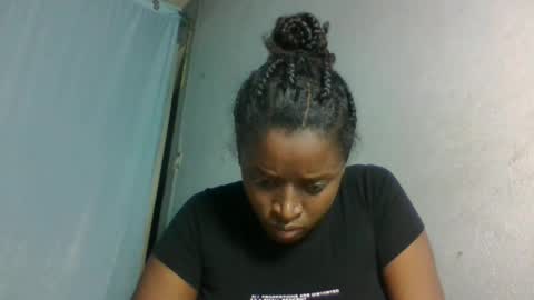 Snapshot of meliana98 chatting on November 13, 2025, 7:02 pm meliana98 online show from November 13, 2025, 7:02 pm