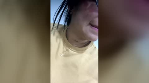 Snapshot of melie_me chatting on March 19, 2026, 11:03 am MELIE online show from March 19, 2026, 11:03 am