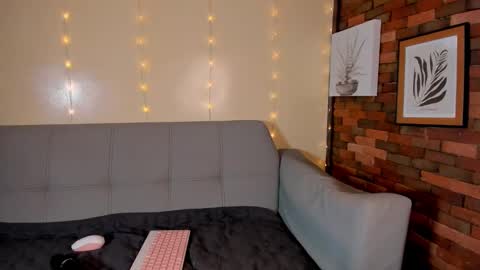 Snapshot of melifresita chatting on December 31, 2024, 4:04 pm melifresita online show from December 31, 2024, 4:04 pm