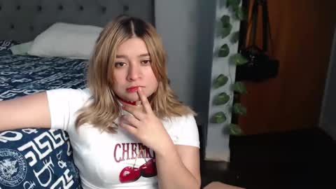 meliinna_xxx online show from December 15, 2025, 1:10 am