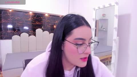  melisa online show from October 21, 2025, 6:30 pm