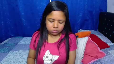 Snapshot of melika_sweet chatting on October 7, 2025, 6:38 pm eli online show from October 7, 2025, 6:38 pm