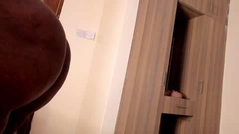 rose online show from December 10, 2024, 5:39 am