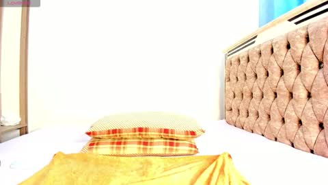 rose online show from October 29, 2025, 4:37 am