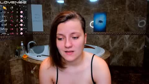 Melinda online show from October 1, 2025, 1:11 am