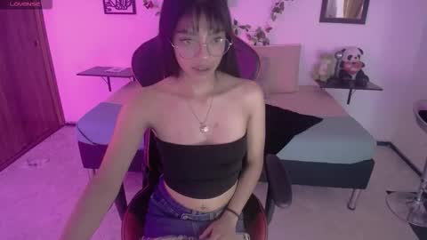 melisa27_ online show from March 17, 2026, 4:17 am