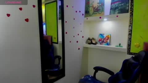 Snapshot of melisa_14 chatting on June 11, 2026, 11:19 am Melisa online show from June 11, 2026, 11:19 am