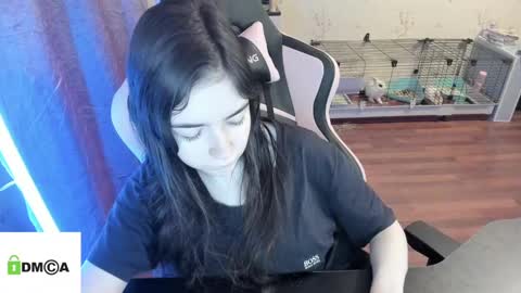 Snapshot of melisanilson chatting on January 6, 2025, 1:53 am melisanilson online show from January 6, 2025, 1:53 am