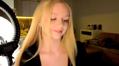 Mel or Lissa 3 Welcome here online show from July 3, 2026, 10:16 pm