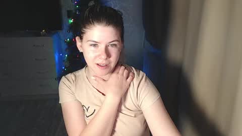 Snapshot of melissa__ray chatting on December 20, 2024, 7:07 pm Melissa Ray online show from December 20, 2024, 7:07 pm