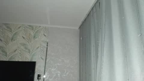 Snapshot of melissa__ray chatting on February 4, 2025, 5:23 pm Melissa Ray online show from February 4, 2025, 5:23 pm