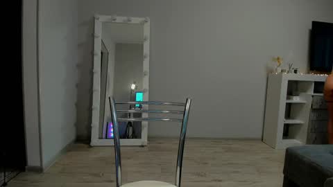 WE ARE NOT LESBIAN WE ARE NOT KISSING Alisa right  Katty left.  Free action requestsBAN  .     start online show from January 15, 2025, 9:45 am